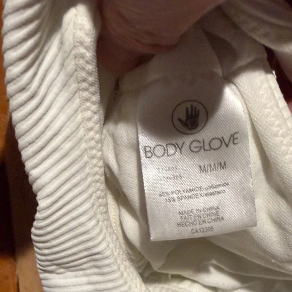 Thong bikini White Button-Front Bikini Top and Black Bottom - Picture 3 of 5